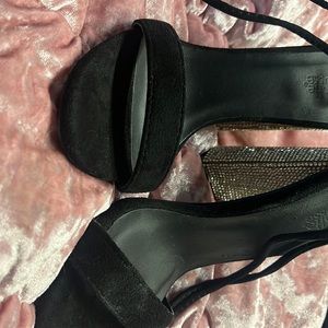 Only worn once. Basically new